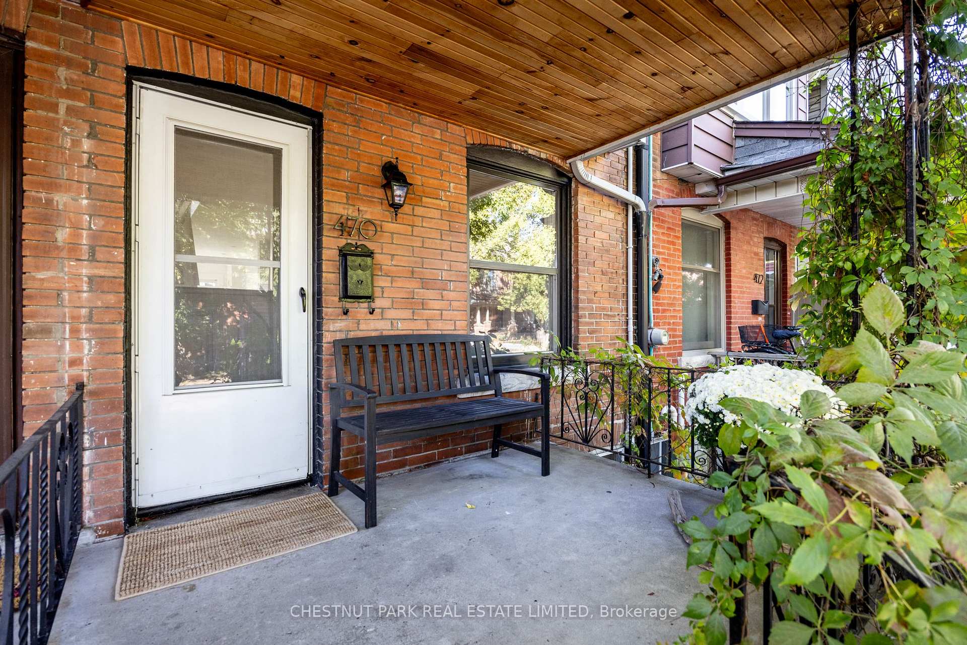 470 Clinton Street - C12507314- $1,379,000