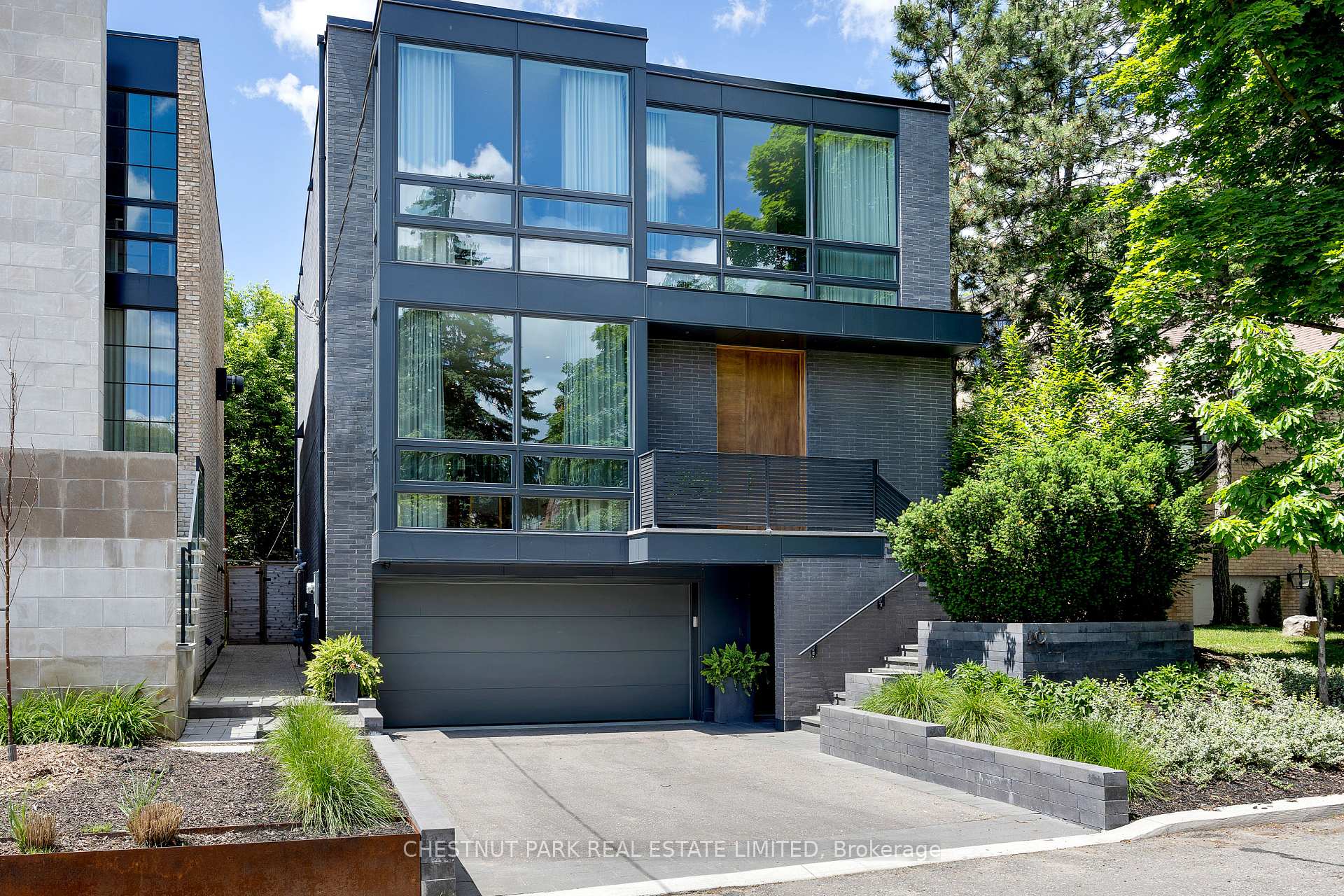 10 Parkwood Avenue - C12179536- $5,195,000